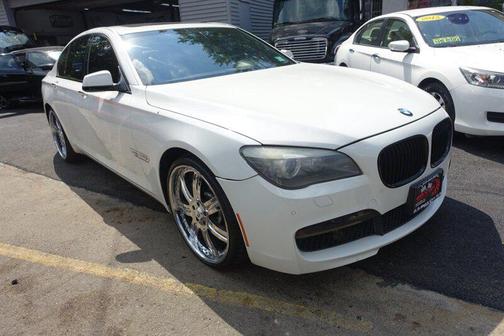 2012 BMW 750 i xDrive