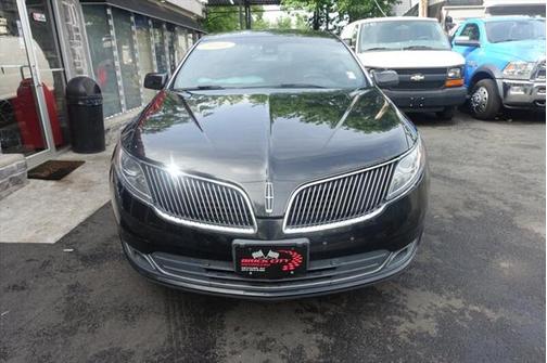 2013 Lincoln MKS Base
