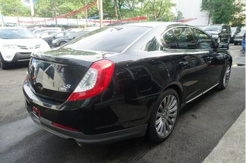 2013 Lincoln MKS Base