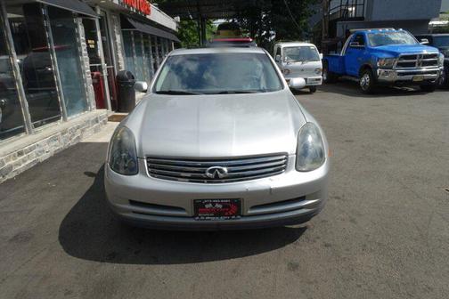 2003 INFINITI G35 Base