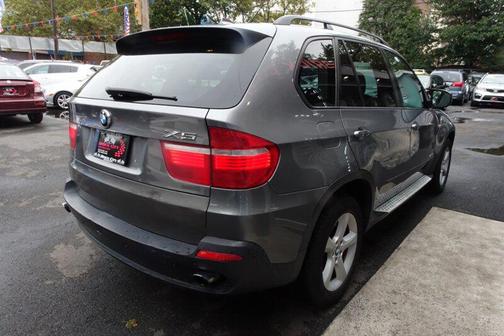 2010 BMW X5 xDrive30i