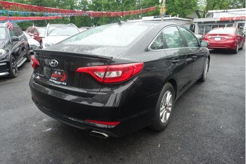 2015 Hyundai SONATA SE