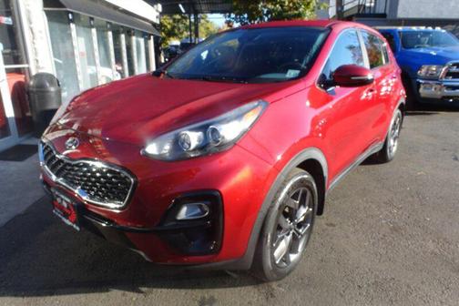 2022 Kia Sportage LX