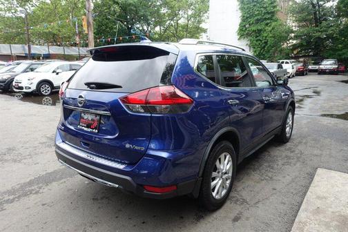 Caspian Blue Metallic 2019 Nissan Rogue SV