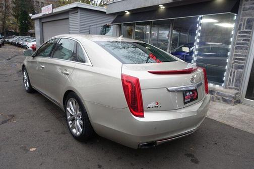 2013 Cadillac XTS Luxury