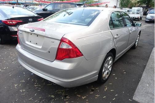 2010 Ford Fusion SE