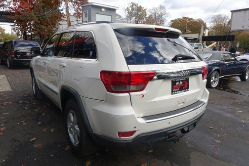 2011 Jeep Grand Cherokee Laredo