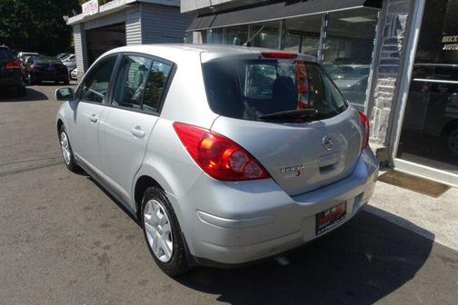 2012 Nissan Versa 1.8 S