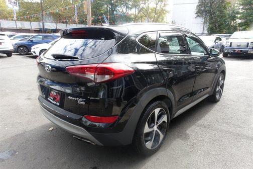 2017 Hyundai TUCSON Sport