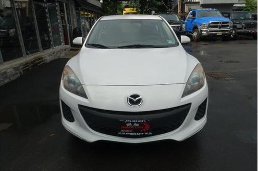 2013 Mazda Mazda3 i Sport