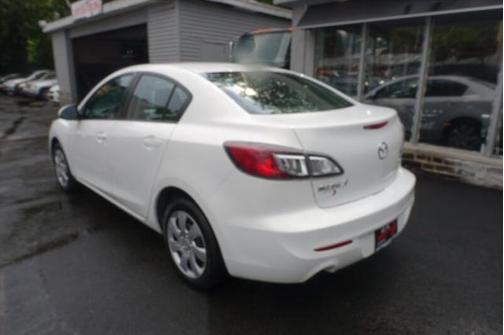 2013 Mazda Mazda3 i Sport