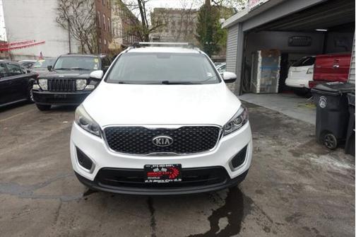 2016 Kia Sorento LX