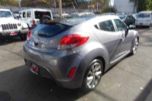 2016 Hyundai Veloster Base