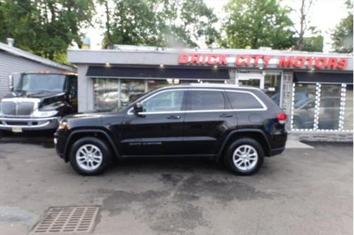 2020 Jeep Grand Cherokee Laredo