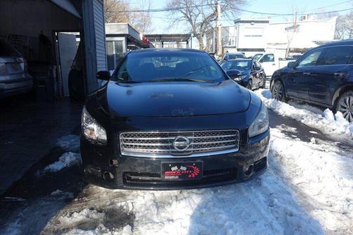 2010 Nissan Maxima SV