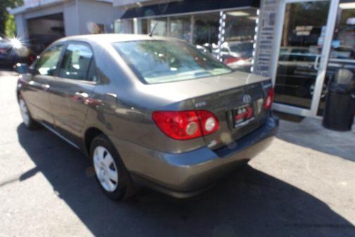 2005 Toyota Corolla LE
