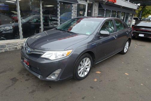 2012 Toyota Camry Hybrid XLE