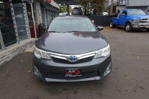 2012 Toyota Camry Hybrid XLE