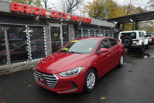 2018 Hyundai ELANTRA SE