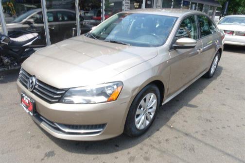 2015 Volkswagen Passat 1.8T S