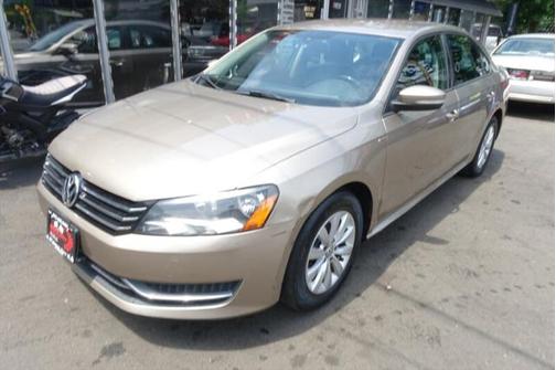 2015 Volkswagen Passat 1.8T S