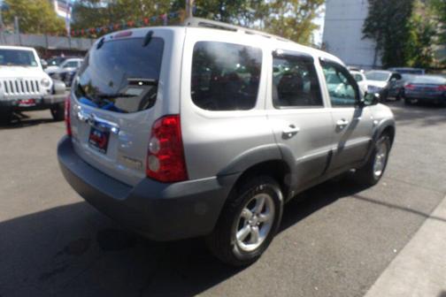 2006 Mazda Tribute i