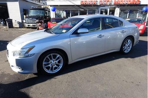 2013 Nissan Maxima SV