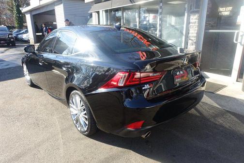 2016 Lexus IS 300 Base