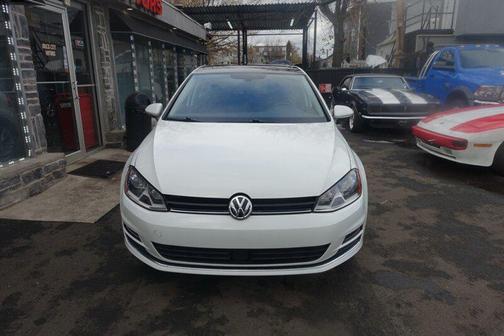 2017 Volkswagen Golf TSI SE 4-Door