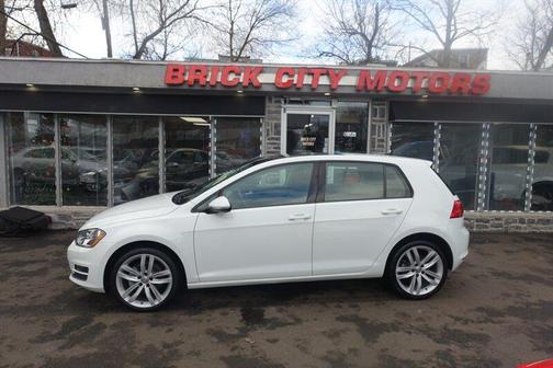 2017 Volkswagen Golf TSI SE 4-Door