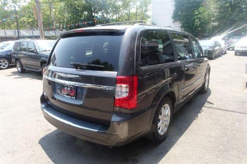 Granite Crystal Metallic Clearcoat 2015 Chrysler Town & Country Touring
