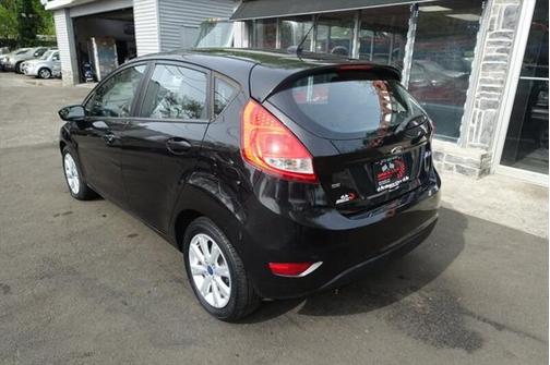 2013 Ford Fiesta SE