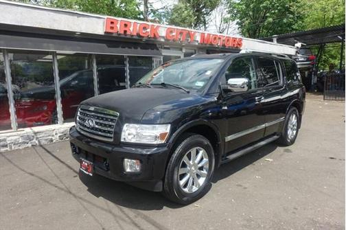 2010 INFINITI QX56 Base