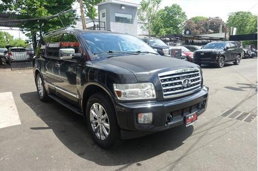 2010 INFINITI QX56 Base