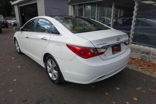 2012 Hyundai SONATA Limited