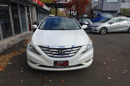 2012 Hyundai SONATA Limited