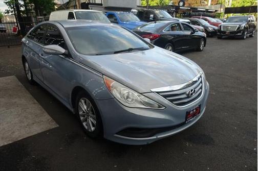 2014 Hyundai SONATA GLS