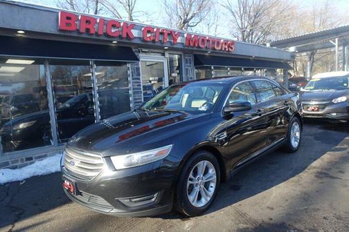 2014 Ford Taurus SEL