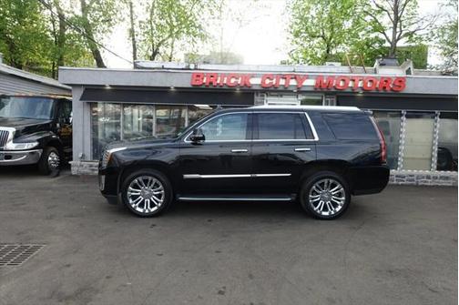 2019 Cadillac Escalade Luxury