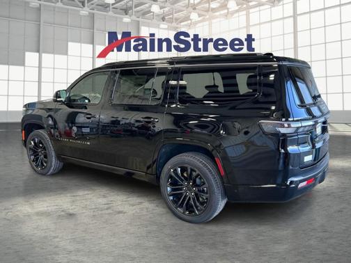 Gloss Black 2026 Jeep Grand Wagoneer Summit