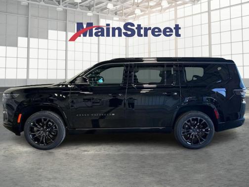 Gloss Black 2026 Jeep Grand Wagoneer Summit