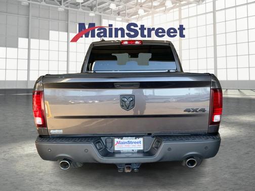 2021 RAM 1500 Classic SLT