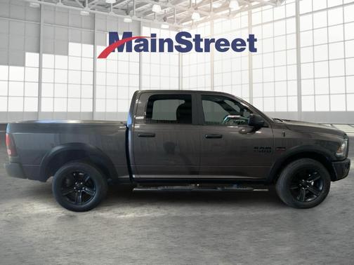 2021 RAM 1500 Classic SLT