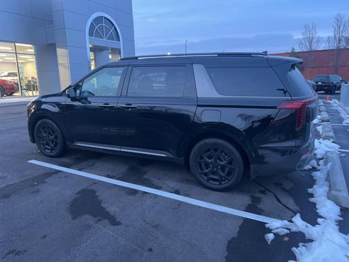 2025 Kia Carnival SX Prestige