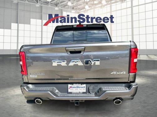 Crystal Metallic 2026 RAM 1500 Big Horn/Lone Star
