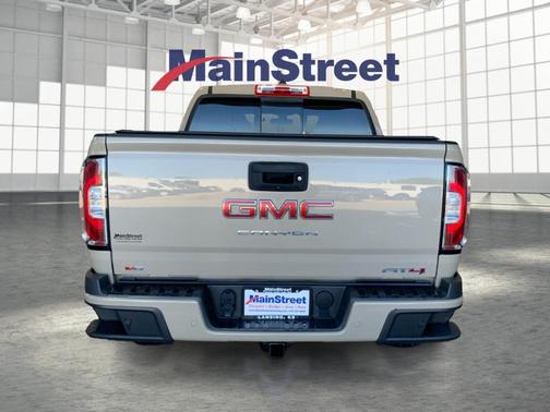 2022 GMC Canyon AT4