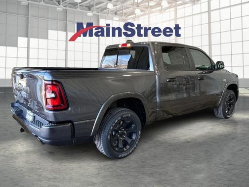 Granite Crystal Clearcoat Metallic 2026 RAM 1500 Big Horn/Lone Star