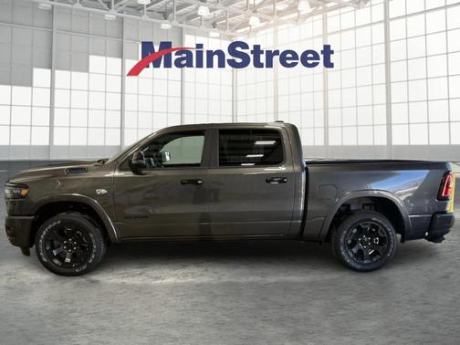 Granite Crystal Clearcoat Metallic 2026 RAM 1500 Big Horn/Lone Star