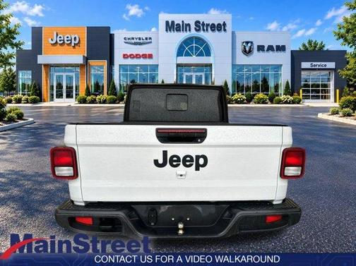 Bright White Clearcoat 2025 Jeep Gladiator Sport