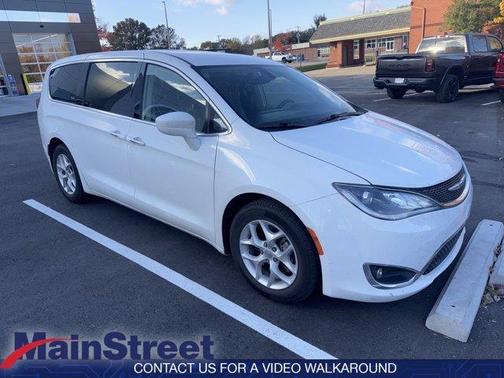 2018 Chrysler Pacifica Touring Plus